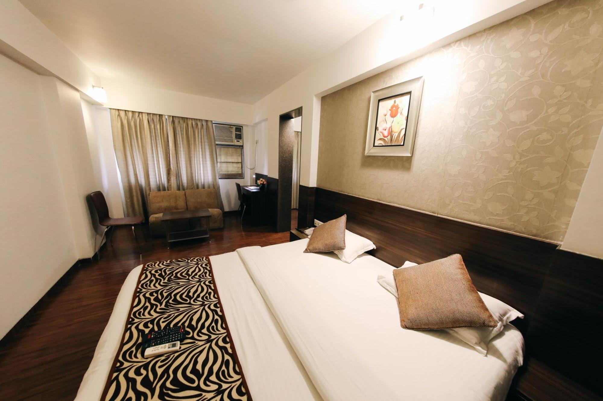 Hotel Maharana Inn Chembur มุมไบ ภายนอก รูปภาพ