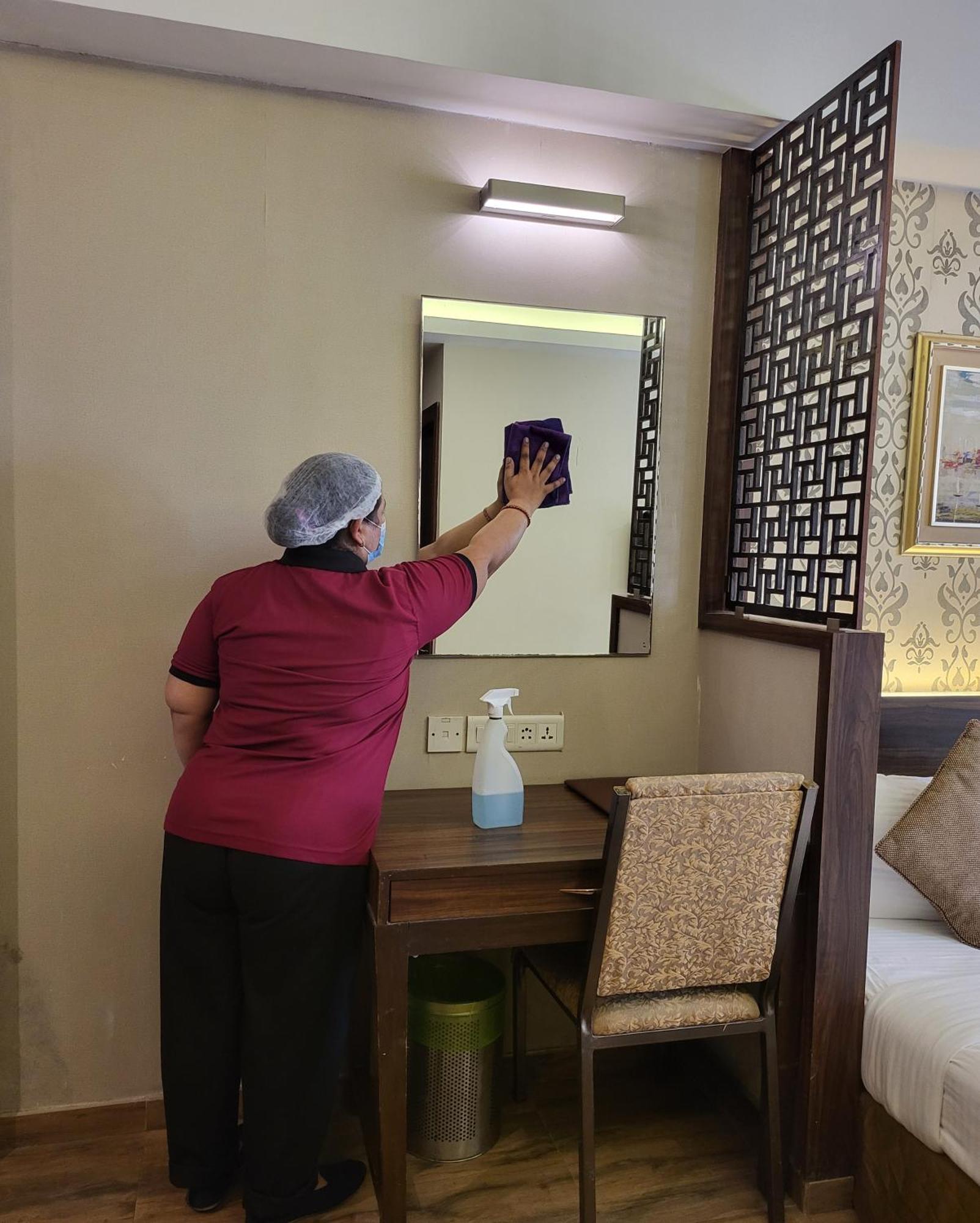 Hotel Maharana Inn Chembur มุมไบ ภายนอก รูปภาพ